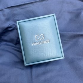 Praelinos Necklace item