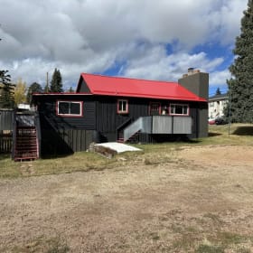 2 nights in Cripple Creek with 4 tickets to Ice Castle item