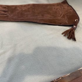 Northwoods Eagle Gauntlet item