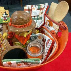 C17 - 16-piece Fall Collection item