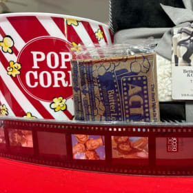 C28 - Blanket and Popcorn Bundle item