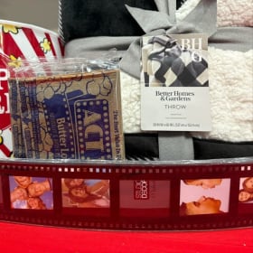 C28 - Blanket and Popcorn Bundle item
