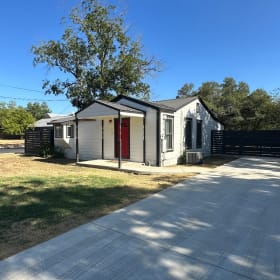 Fredricksburg Home Stay item