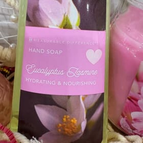 C10 - Pink Bath Bundle item