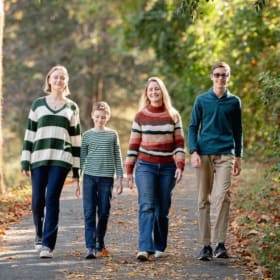 Mini Family Photo Session with Fleur Louise Photography item