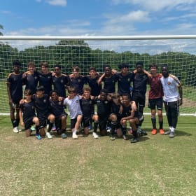 1 Hour Training Session with Idrissa Sesay - Winger/Wingback item