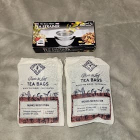 Piper & Leaf Monks Meditation Tea & Strainer item