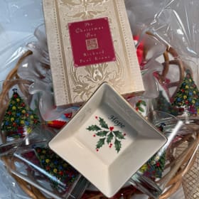 Christmas Basket item