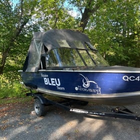 Bateau et sa remorque - VENDU item