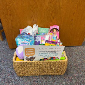 **Girls Sparkle & Shine Basket** 💖 item