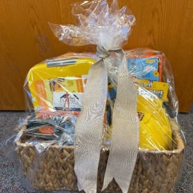 **Little Builder Construction Basket** 🚧👷‍♂️ item