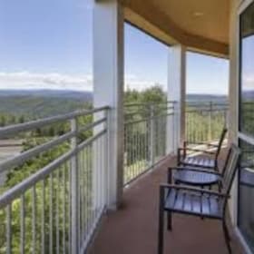 A Night at Auburn Vista Sierra Hotel + Dinner Certificate item