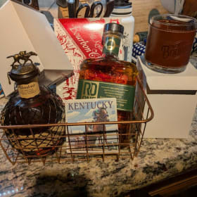 Kentucky Bourbon Basket 1 item