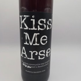 Kiss Me Arse item