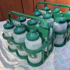 2 sets of 6 water bottle item