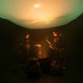 Deux billets pour Attention, coup de feu! du Youtheatre item