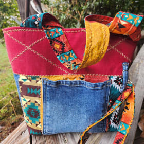 Southwestern tote bag with wristlet keychain item