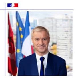 VIP EXPERIENCES/Lunch with the Consul General of France item