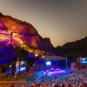 4 Tickets to Thriller at Tuacahn item