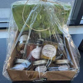 Lennox Farm Super Basket item