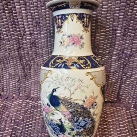 Peacock Vase item