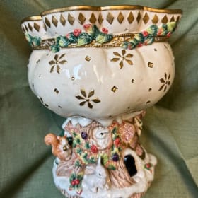Fitz & Floyd Woodland Santa Centerpiece Compote Bowl item