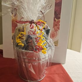 A Taste of Texas Roadhouse Basket # 1 item