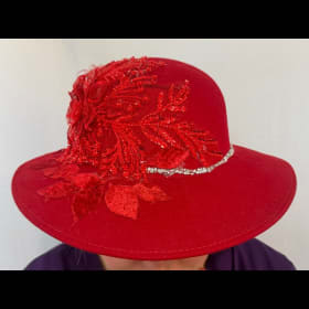 Elegant Red Wool Hat item
