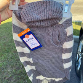 Top Paw Grey Stripped Sweater (Size: Small) item