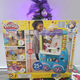 🍦 Play-Doh Kitchen Creations: Ultimate Ice Cream Truck Play item