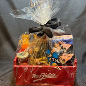 Gourmet Snack Basket item