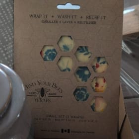 Tea and Bee Basket item