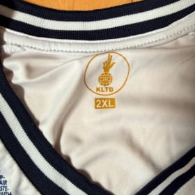 Special edition top size 2xl item