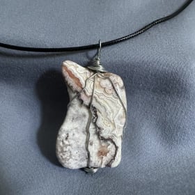 Handcrafted Agate Necklace item