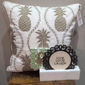 Tommy Bahama Throw Pillow Set item