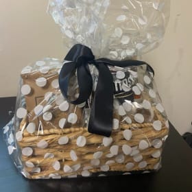 #15 Los Dos Cristianos Coffee Basket item