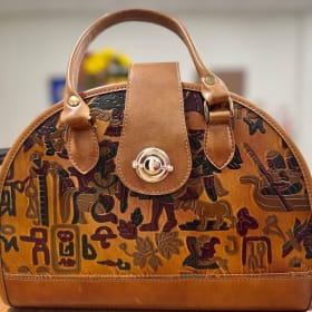 Vintage Brown Leather Handbag item