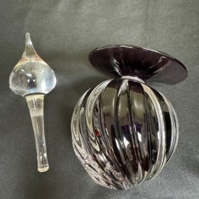 Vintage Vandermark & Spoer perfume bottle item