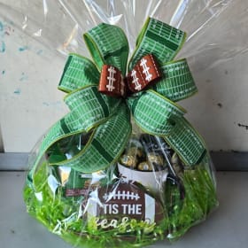 Touchdown Treats Gift Basket item