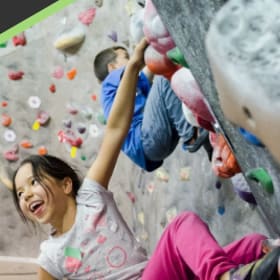 2h-climb session for up to six children at Hive Heights item