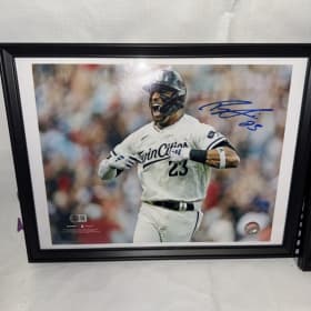Minnesota Sports Memorabilia Basket item