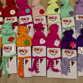 Snowman Chocolate - Hershey Bars item