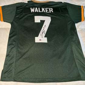 🏈 Quay Walker #7 Autographed Green Bay Packers Jersey item