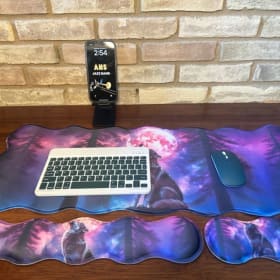 Desk phone workstation item