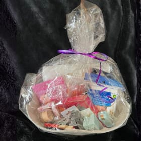 Beauty Products Gift Basket item