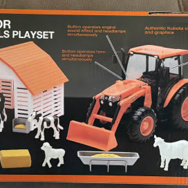 14 - Kubota M5 Tractor With Animals Shed Set. item