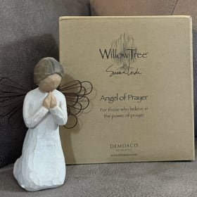 42 - Willow Tree - Angel of Prayer item