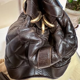 Vintage Burberry Quilted Enmore Shoulder Bag with Wallet item