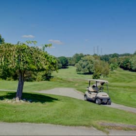 227 - Uplands Golf Package & Gear item