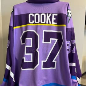 Archer Cooke #37 item